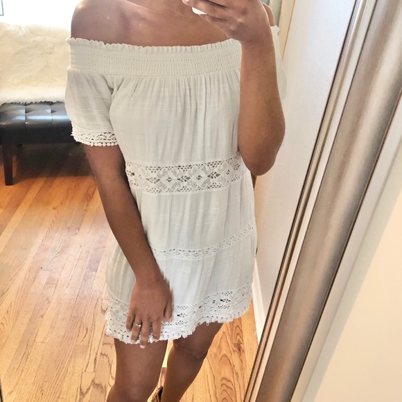 American Eagle Outfitters Off Shoulder Dress - Picture 3 of 8